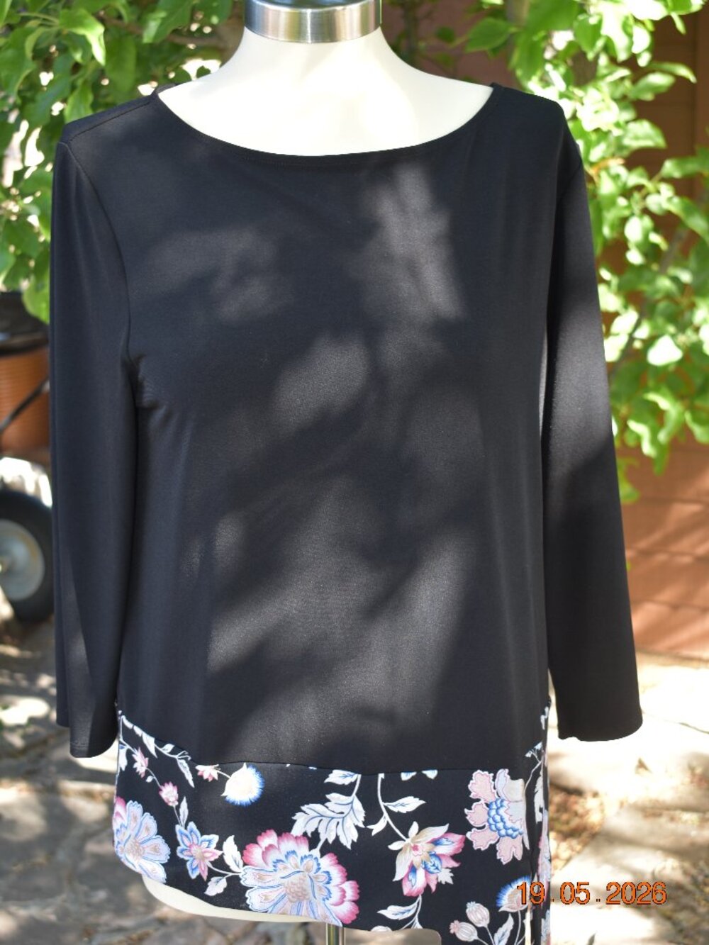 Chico’s Black Floral Border Top – Stylish Side Tie Detail